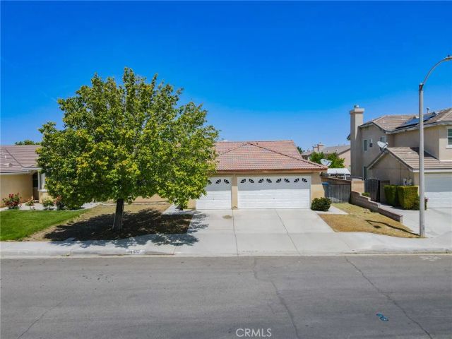 4557 W Avenue J5, Lancaster, CA 93536