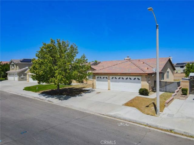 4557 W Avenue J5, Lancaster, CA 93536