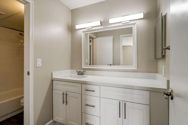 10101 S Gessner Road 701, Houston, TX 77071