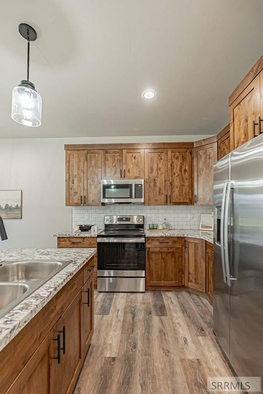 Image 13 of property listing at 620 N 4th Street # 3, Ashton, ID 83420