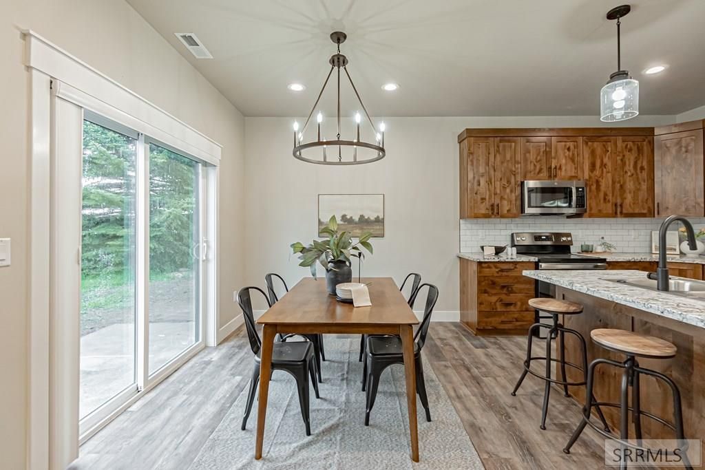 Image 7 of property listing at 620 N 4th Street # 3, Ashton, ID 83420