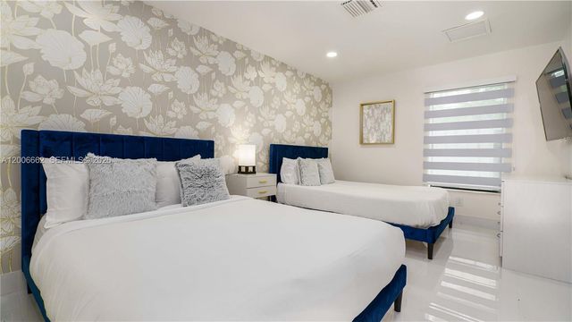 1361 NW 116th Ave, Plantation, FL 33323