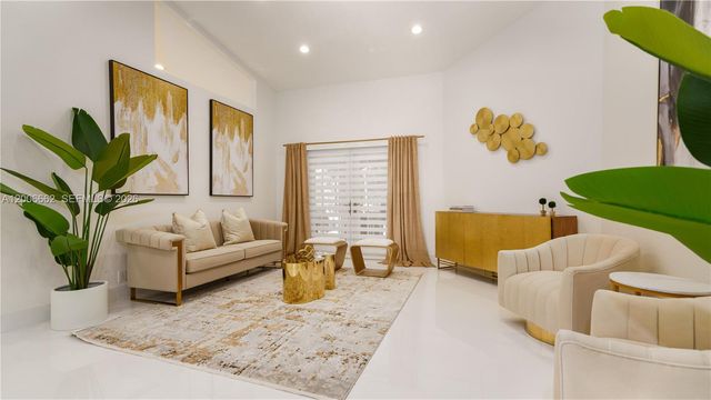1361 NW 116th Ave, Plantation, FL 33323
