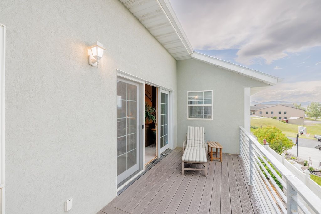 Image 54 of property listing at 2028 Flowerree Street, Helena, MT 59601
