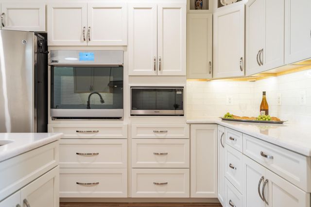 44568 GRANITE RUN TER, Ashburn, VA 20147