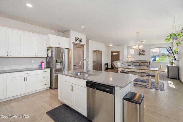 5948 W Gumwood CIR, Post Falls, ID 83854