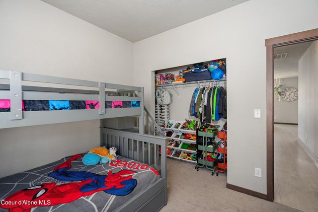 5948 W Gumwood CIR, Post Falls, ID 83854