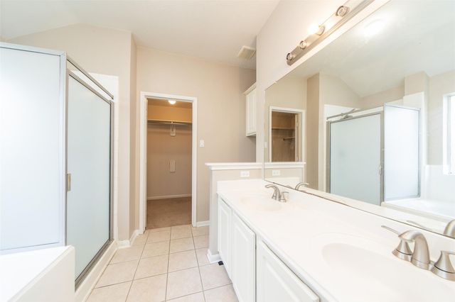 3114 Glenwood Dr, Pearland, TX 77584