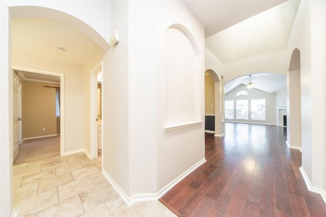 3114 Glenwood Dr, Pearland, TX 77584