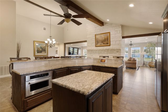 324 County Road 3172, Clarksville, TX 75426