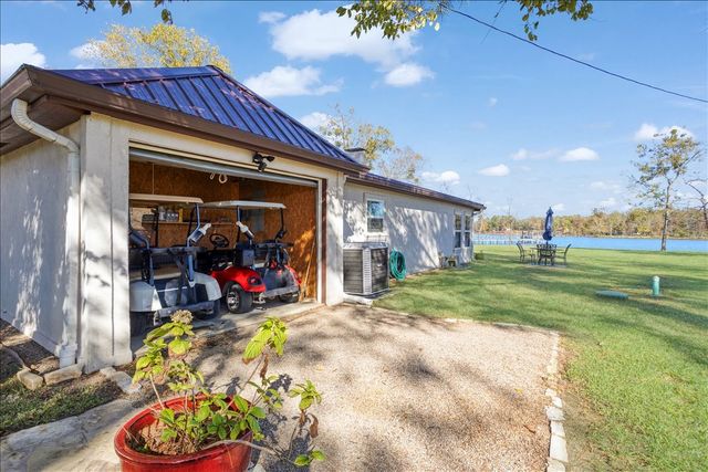 324 County Road 3172, Clarksville, TX 75426