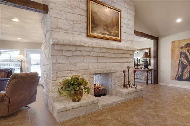 324 County Road 3172, Clarksville, TX 75426