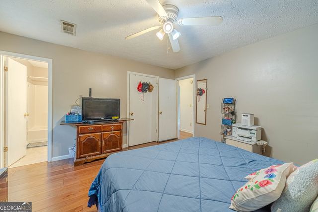 3809 Valley Brook Road, Snellville, GA 30039