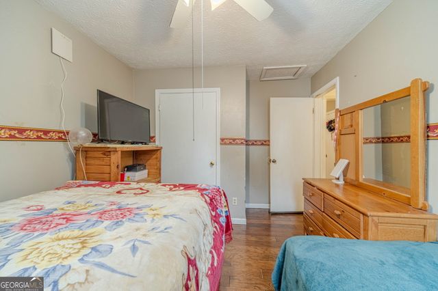 3809 Valley Brook Road, Snellville, GA 30039