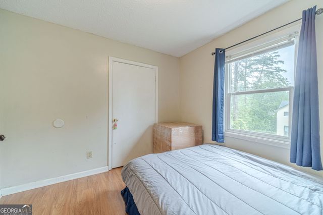 3809 Valley Brook Road, Snellville, GA 30039