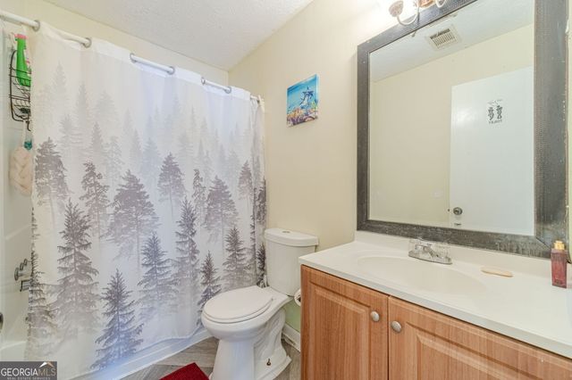 3809 Valley Brook Road, Snellville, GA 30039
