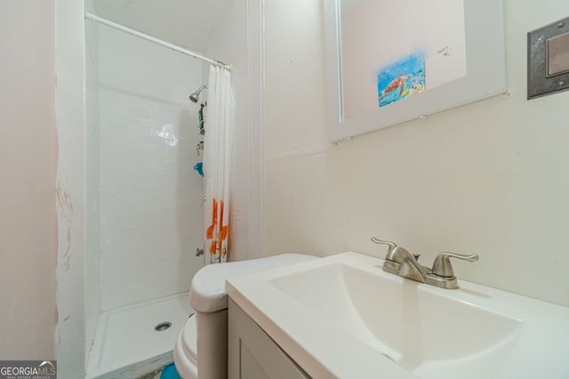 3809 Valley Brook Road, Snellville, GA 30039