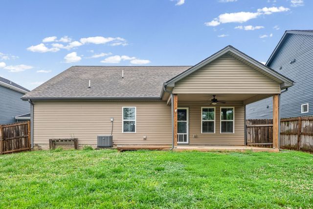 204 King Rd, Clarksville, TN 37042