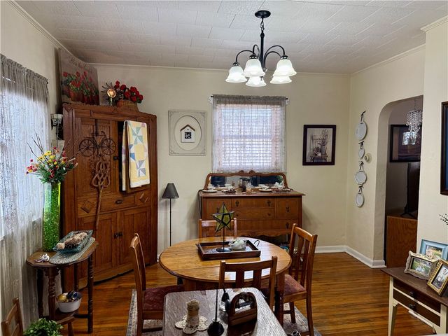 412 Brown Ave, City Of But Se, PA 16001