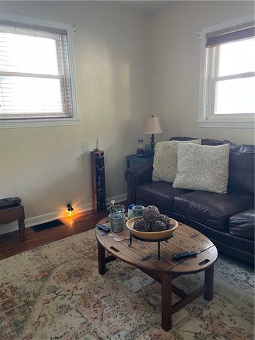412 Brown Ave, City Of But Se, PA 16001
