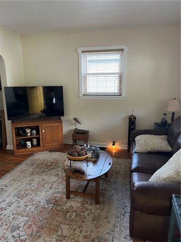 412 Brown Ave, City Of But Se, PA 16001