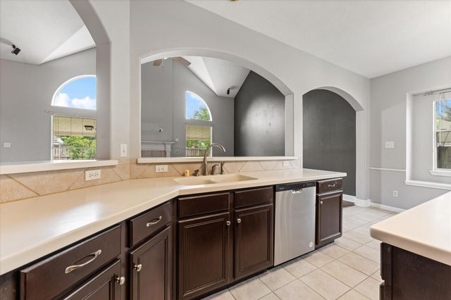 11919 Helene Court, Pinehurst, TX 77362