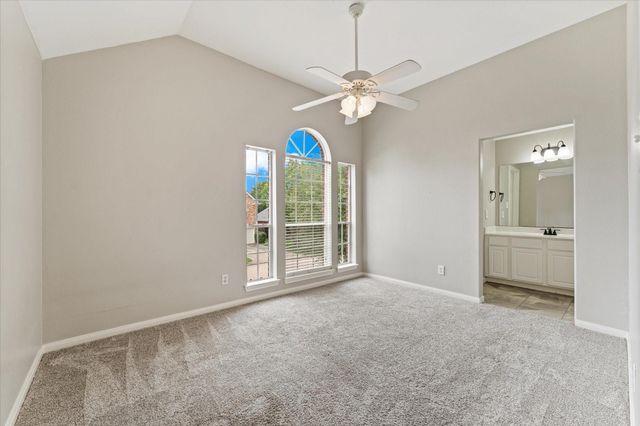 11919 Helene Court, Pinehurst, TX 77362