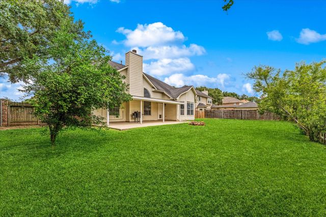 11919 Helene Court, Pinehurst, TX 77362