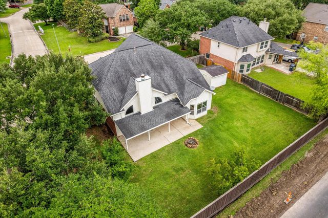 11919 Helene Court, Pinehurst, TX 77362