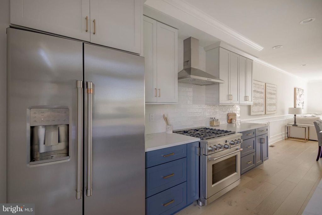 328 WRIGHT ST, PHILADELPHIA, PA 19128 — photo 5