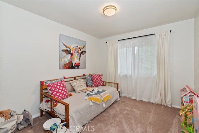 696 Rose Lane, Twin Peaks, CA 92391