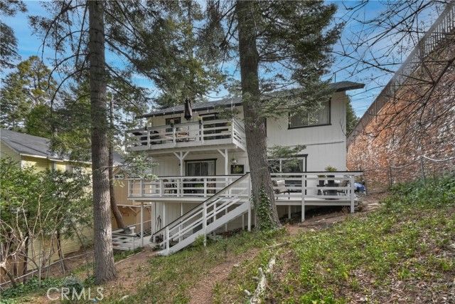 696 Rose Lane, Twin Peaks, CA 92391