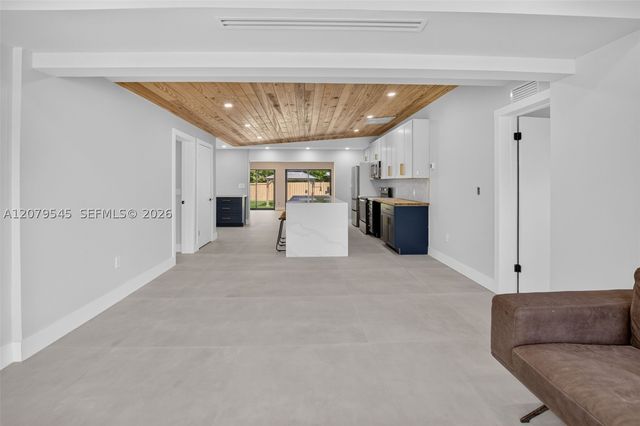 119 SW 4th Ave, Delray Beach, FL 33444