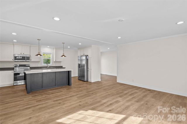 520 Eagle Mills Road, Hamptonville, NC 27020