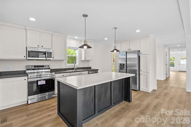 520 Eagle Mills Road, Hamptonville, NC 27020