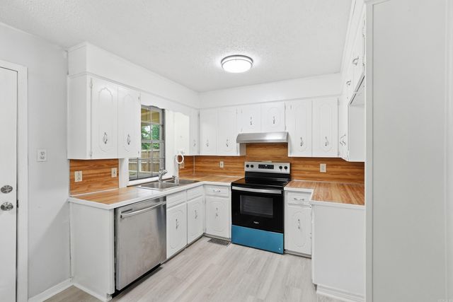 506 Ann Ave, Sherwood, AR 72120