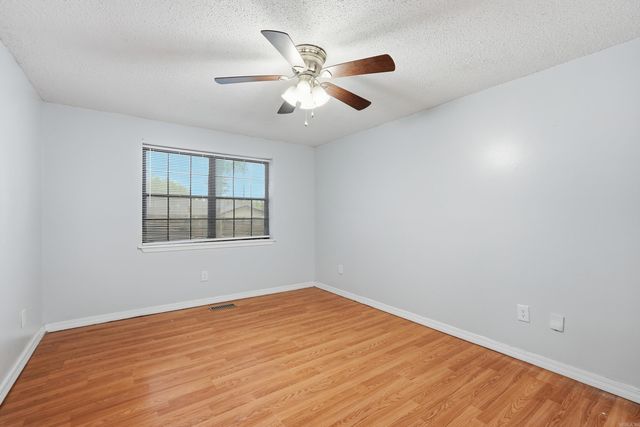 506 Ann Ave, Sherwood, AR 72120
