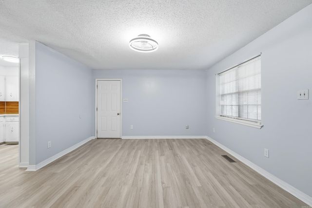 506 Ann Ave, Sherwood, AR 72120