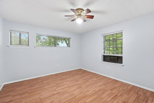 506 Ann Ave, Sherwood, AR 72120