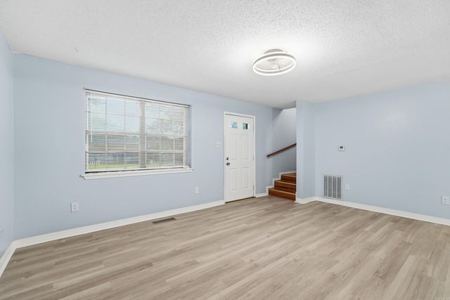 506 Ann Ave, Sherwood, AR 72120