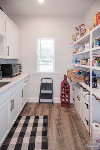 4798 Soundside Dr, Gulf Breeze, FL 32563