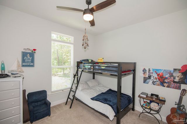 4798 Soundside Dr, Gulf Breeze, FL 32563