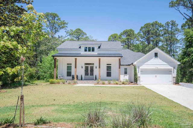4798 Soundside Dr, Gulf Breeze, FL 32563