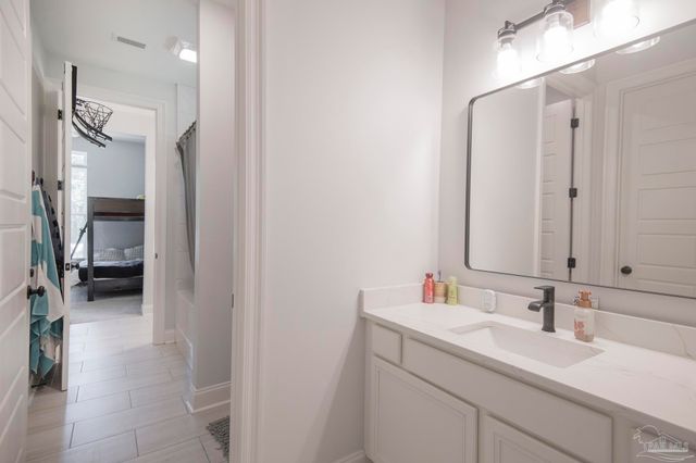 4798 Soundside Dr, Gulf Breeze, FL 32563
