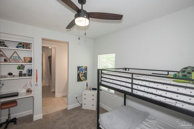 4798 Soundside Dr, Gulf Breeze, FL 32563