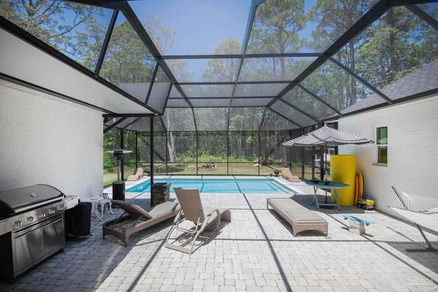 4798 Soundside Dr, Gulf Breeze, FL 32563