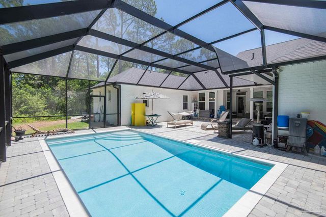 4798 Soundside Dr, Gulf Breeze, FL 32563
