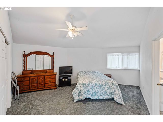 1101 BLANCO Ave, Coos Bay, OR 97420