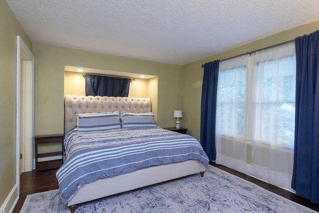 315 Ridgewood Avenue, Davenport, IA 52803
