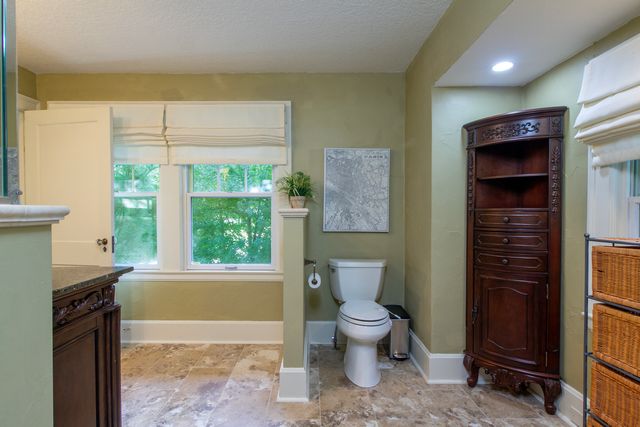 315 Ridgewood Avenue, Davenport, IA 52803